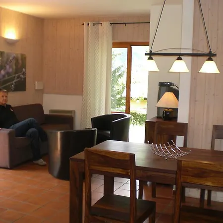 Casa Ruth * Vesta